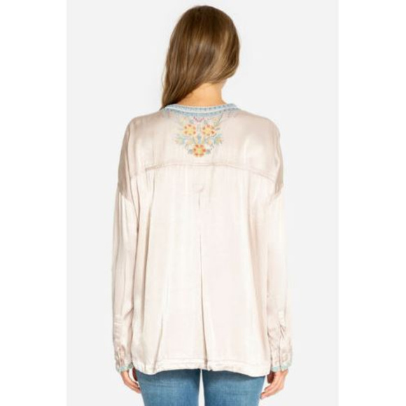 Johnny Was Reanne Satin Embroidered Blouse NEW - Picture 3 of 3
